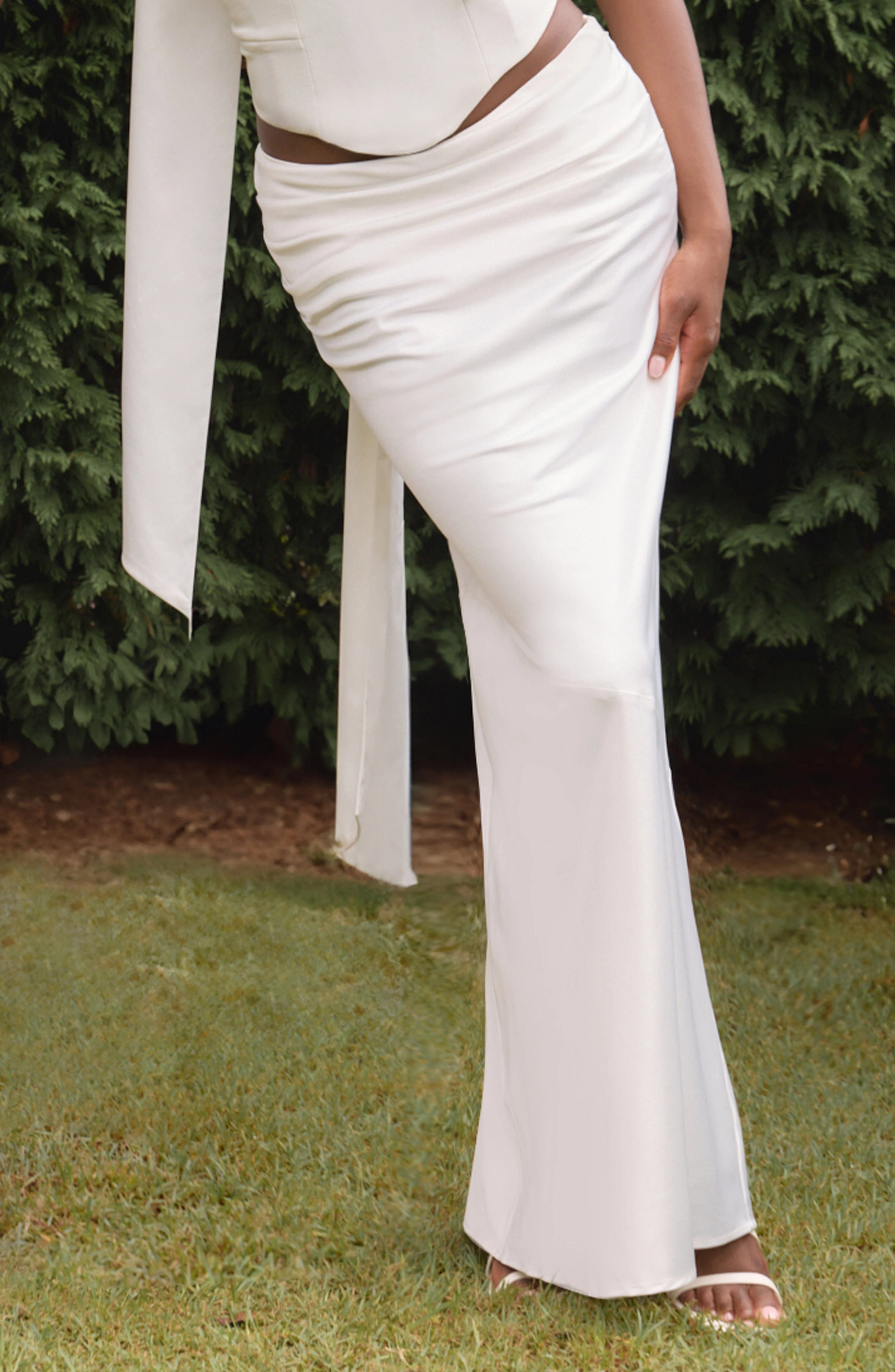 Bernadette Maxi Skirt - Ivory - Image 3