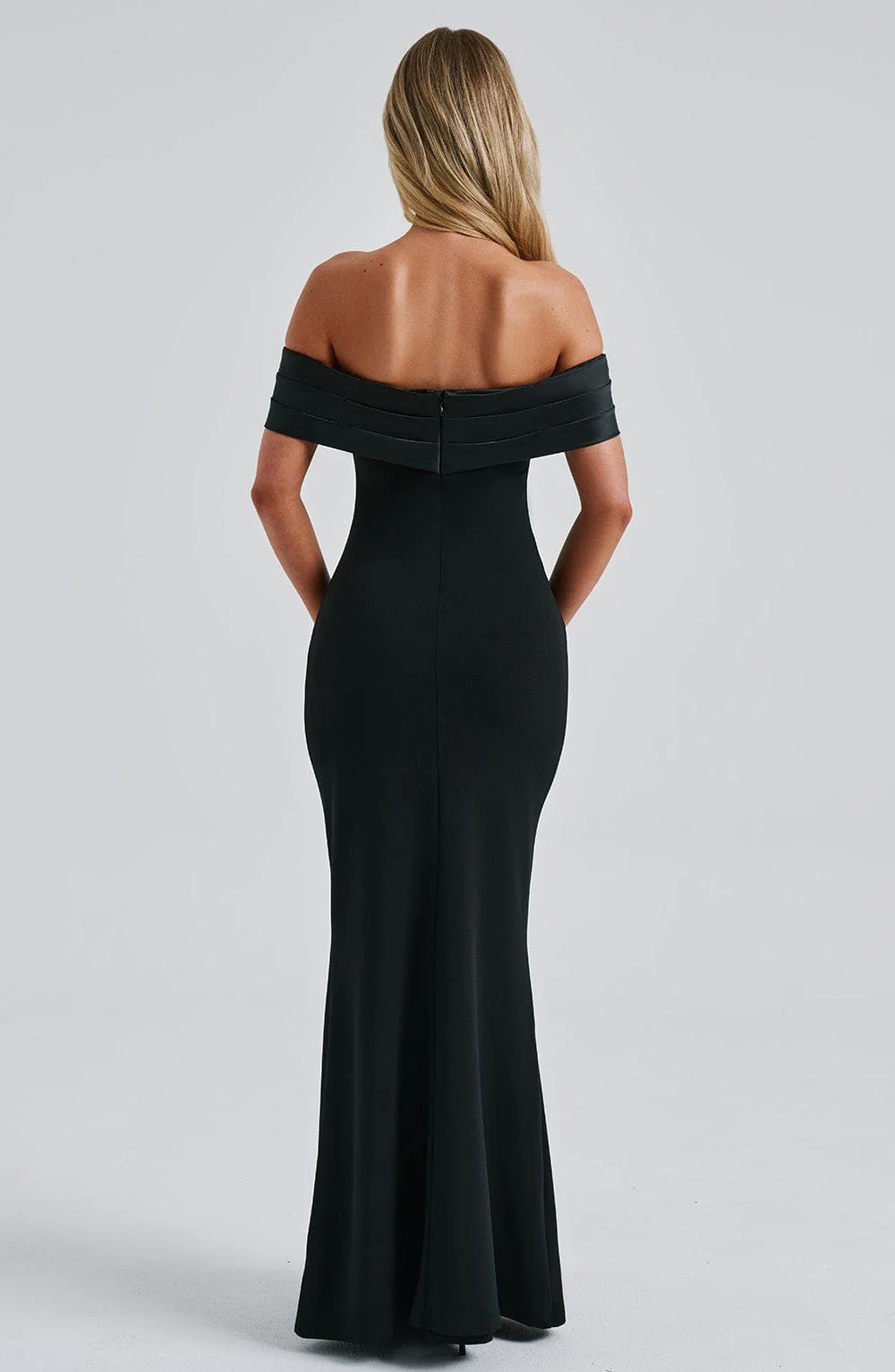 Joanna Maxi Dress - Black - Image 9