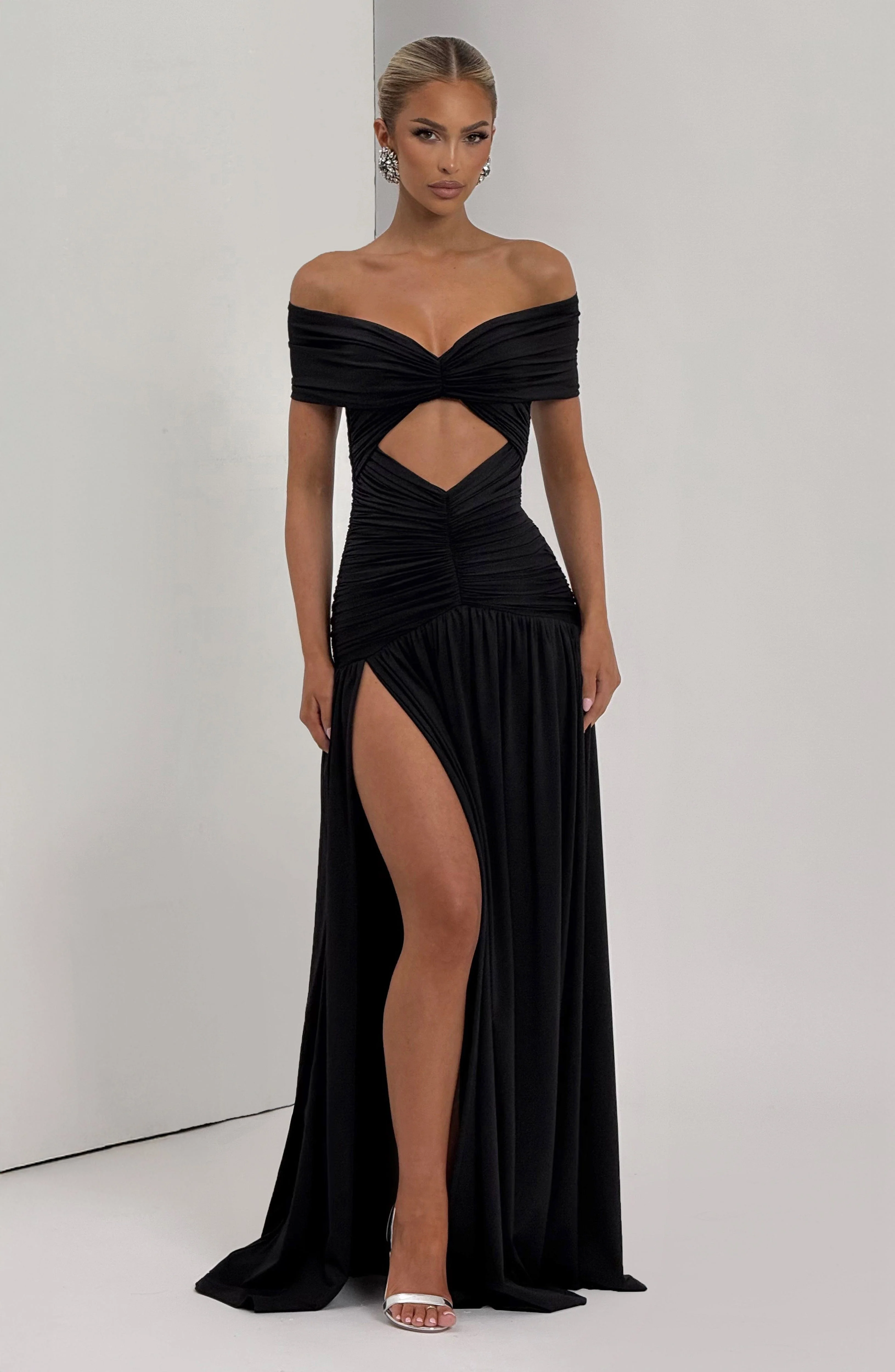 Kathryn Maxi Dress - Black - Image 10