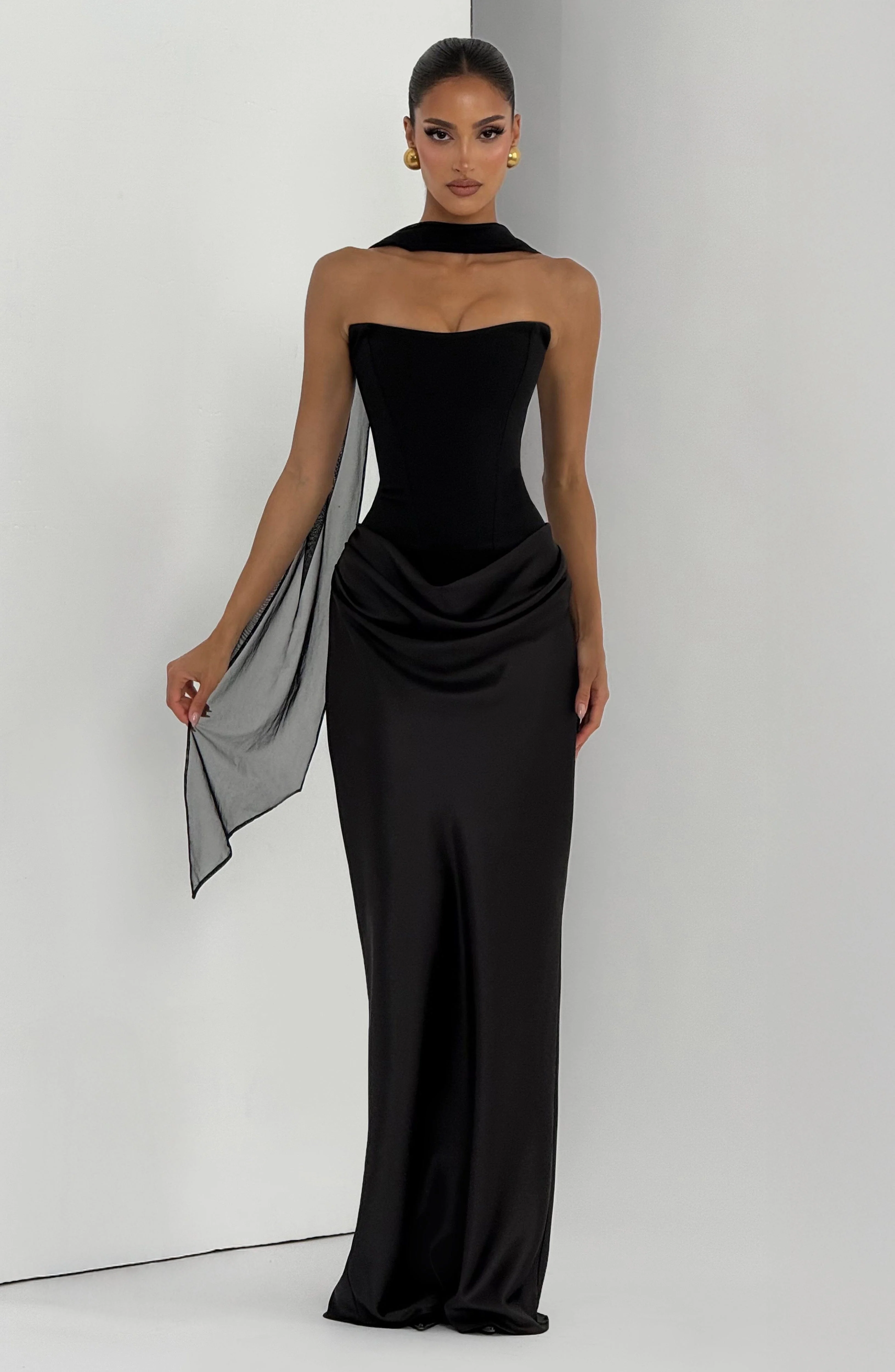 Maggie Maxi Dress - Black - Image 10