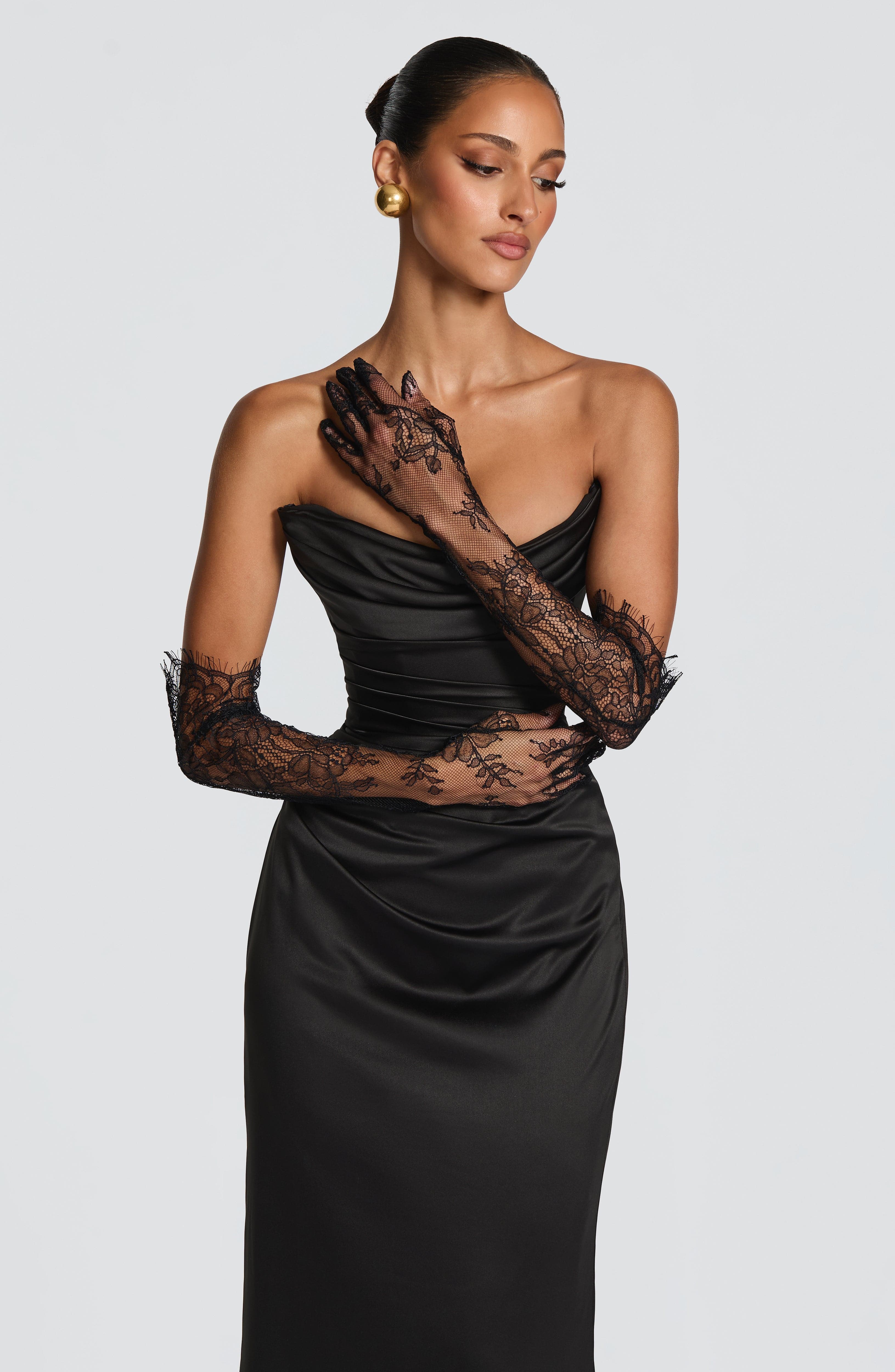 Nia Gloves - Black - Image 2