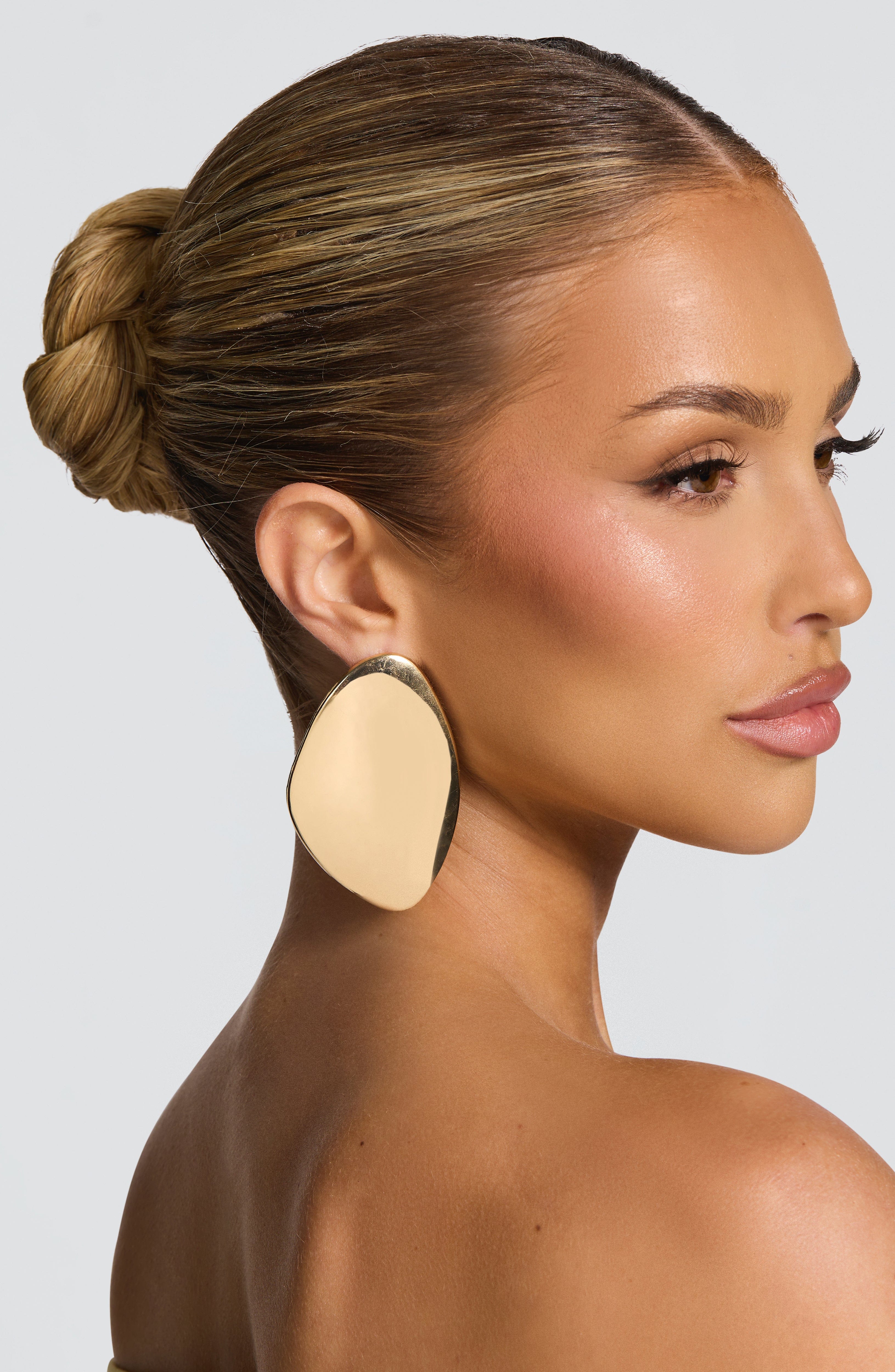 Yuki Earrings - Gold - Image 3